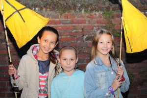 children-getting-ready-for-the-parade