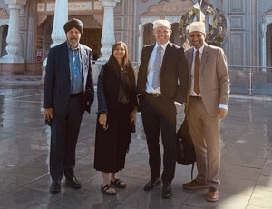 Chief Executive of Kent and Medway ICB Visits Guru Nanak Darbar Gurdwara in Gravesend
