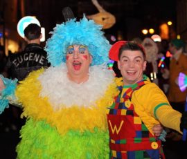 christmas-panto-cast-in-the-parade